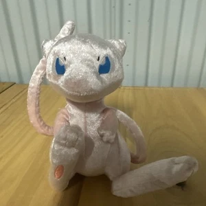 Peluche Pokemon 20 Aniversario Nuevo Mítico 7 Pulgadas Tomy 2016 - Imagen 1 de 4