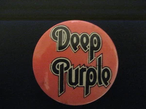 Deep Purple-Name-Logo-Small-Pin-Button-Badge-80's Vintage-Rare - Picture 1 of 1