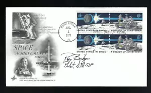 Cubierta firmada Roy Bridges astronauta transbordador espacial de la NASA - Imagen 1 de 1