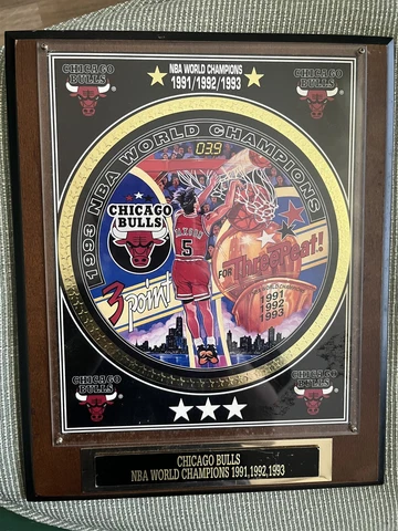 Vintage NBA Chicago Bulls 91/92/93 World Championship Plaque! Numbered! Cover