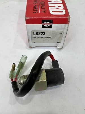 Interruptor de luz de respaldo estándar Motor Products LS223 Foto 1 de 4