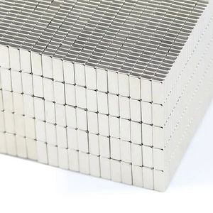 2-1000x MAGNETI QUADRI AL NEODIMIO 10x4x2 mm NdFeB N50 1,1 KG blocco chiusura ufficio - Foto 1 di 2