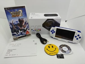 Sony PSP 3000 Blue/White Console w/Charger playstation portable Excellent - Picture 1 of 14