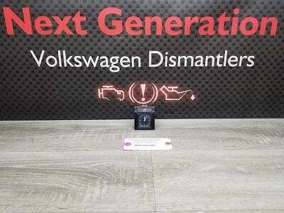 2012 - 2015 Volkswagen VW Passat B7 Interior Dashboard Analog Clock Time Teller - Image 1 of 4