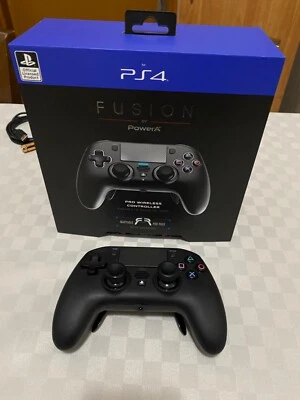 NACON REVOLUTION PRO Controller Set di 2 per PlayStation 4 - Nero - Immagine 1 di 2