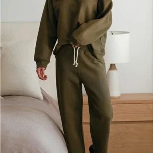 Pantalones deportivos Jenni Kayne Marina en ejército talla S nuevos con etiquetas - Imagen 1 de 10