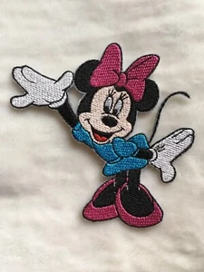 Minnie Mouse Disney Pegamento Bordado Completo Coser Hierro En Parche Unicornio 4" Envío Gratis - Imagen 1 de 3
