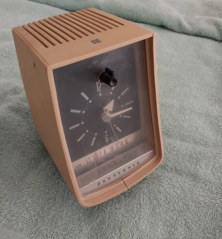 Panasonic RC-1089 ALARM CLOCK AM RADIO Not Fully Working Need Repair Vintage MCM Cover