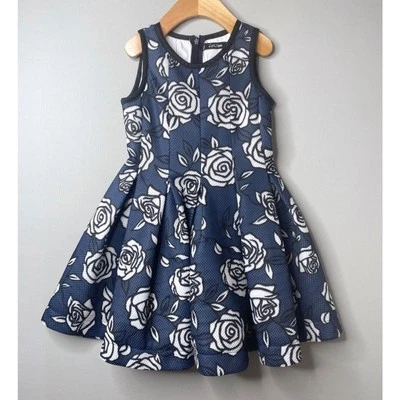 Vestido MONNALISA JAKIOO Meninas ~4/5 Anos (Sem Etiqueta de Tamanho) Sem Mangas Azul Floral Rosas - Imagem 1 de 4