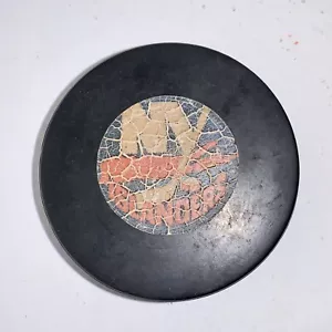 Disco de juego oficial vintage de los años 70 de los isleños de Nueva York NHL raro virrey hecho en Canadá - Imagen 1 de 3