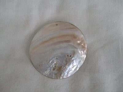 2 1/2 inch Mother of Pearl Round Pendant with Blister Pearl - Image 1 of 3