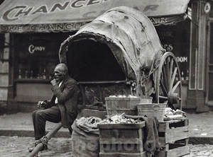 1926 Vintage BLACK MAN FRUIT VENDOR Ethnic Richmond Virginia Photo Gravure HOPPE - Picture 1 of 1