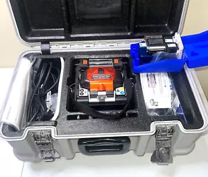 Sumitomo Type-Q102-CA+ Fusion Splicer w/ FC-6RS Cleaver - Spanish Edition 50 Arc - Picture 1 of 10