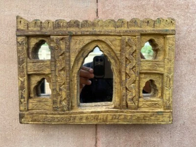 Espejo Antiguo Marco de Pared Madera Tallado a Mano Amarillo Pintado Arco Castel Espejo Foto 1 de 4