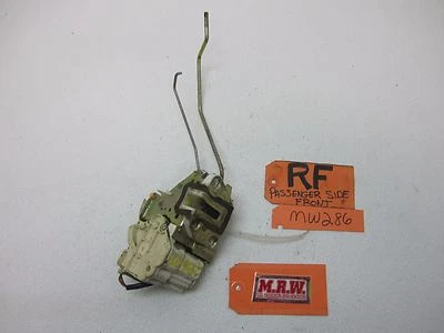 PANEL ACTUADOR BLOQUEO ELÉCTRICO PESTILLO PUERTA LADO PASAJERO DELANTERO para MAZDA 626 93-97 Foto 1 de 3