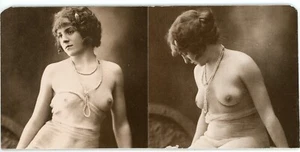 PHOTO Photographie curiosa erotica, une femme pose voile rang de perles - Imagen 1 de 2