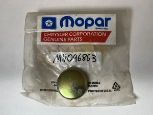 Genuine OEM Mitsubishi MD096863 Engine Core Plug Chrysler Dodge 2.5L 3.0L V6 NOS - Bild 1 von 2