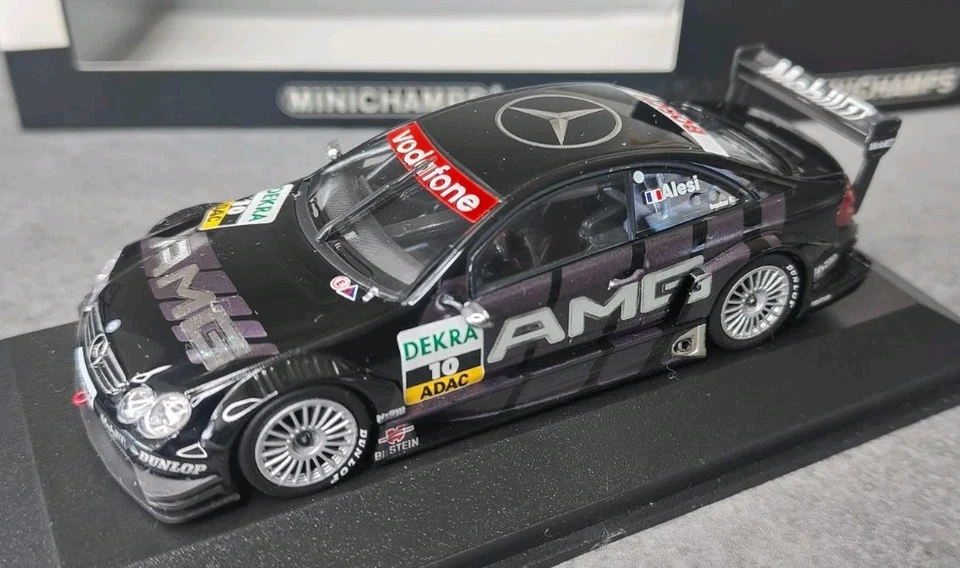 1 43 MINICHAMPS 400033310 MERCEDES BENZ CLK Coupe DTM Team AMG 2003 #10