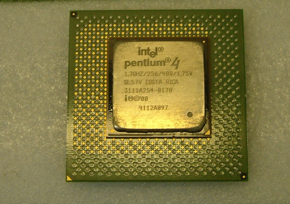 Vintage CPU Processor Pentium 4 1.7Ghz SL57V Socket423 [Gold Recovery] - Image 1 of 1