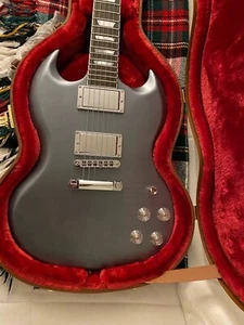 Gibson Mod Collection Guitar - Picture 1 of 9