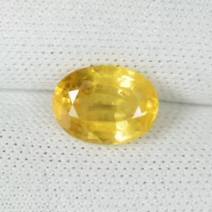 1.91Cts Amazing Fire Natural Yellow Sapphire Oval Cut....!!!!! - Picture 1 of 2