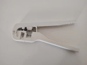 Pinza Crimpatrice Per Cablaggio Spine Telefoniche Plug - Foto 1 di 4