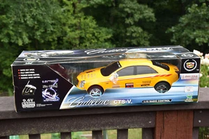 Vinatge Cadillac CTS-V, 1/10 Scale Radio Controlled, Yellow Xin Qiang - Picture 1 of 8