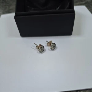 Thomas Sabo stunning Silver Pair Of Skull Studs Earrings Unisex - Picture 1 of 4