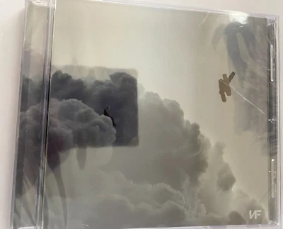NF Clouds (2021, CD) Brand New SEALED Cracked Case Foto 1 de 3