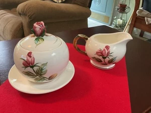 Vintage Lefton Americana Rose Creamer with Lidded Sugar Bowl (S526) - Picture 1 of 7