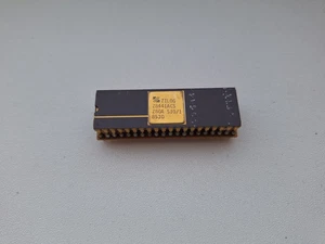 Zilog Z80A SIO/1 Z8441ACS for Z80 CPU rare vintage CPU GOLD - Picture 1 of 2