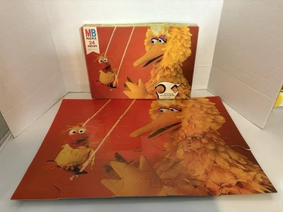 Vintage Milton Bradley 1977 Sesame Street Big Bird Jigsaw Puzzle - Image 1 of 4