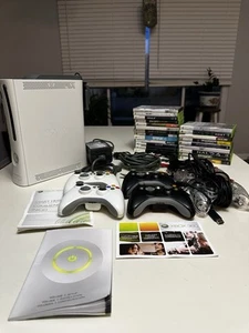 Microsoft Xbox 360 White Console 60GB HDD Bundle - Picture 1 of 14