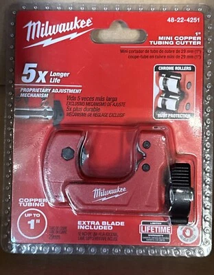 Milwaukee 48-22-4251 1 in Mini Copper Tubing Cutter - Image 1 of 2