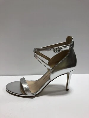 Tacón Sabrie Chinese Laundry Mujer Plateado Talla 6 M Foto 1 de 4