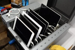 iPad Charger, USB Hub, Lock Case, PowerSync Tray for up to 10 iPads - Picture 1 of 19
