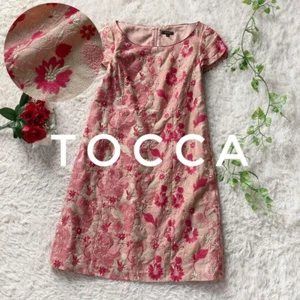 TOCCA ausgestelltes Kleid, knielang, französische Ärmel, Glitzer, Blumenstickerei, 2 so - Bild 1 von 13