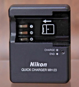 Nikon MH-23 Quick Charger ONLY for EN-EL9 Battery D60 D3000 D5000 D40 EN-EL9A - Picture 1 of 4