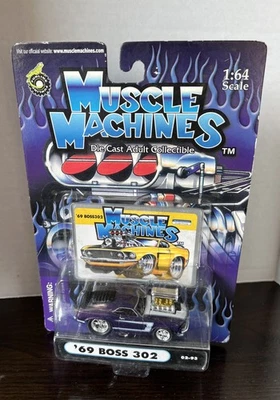 Muscle Machines 69 Boss 302 Púrpura/Blanco 1:64 Nuevo En Paquete 02:93 N Foto 1 de 4