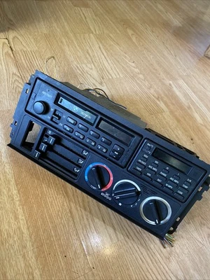 BMW E34 M5 1989-1995 INTERRUPTOR DE CONTROL DE CLIMA DELANTERO RADIO CALEFACCIÓN TABLERO DE AIRE ACONDICIONADO OEM Foto 1 de 4