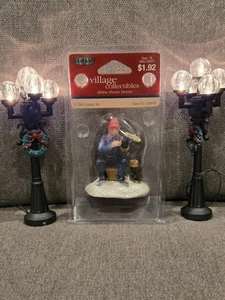 2004 Fireman Shine Those Boots LEMAX VILLAGE COLLECTION #42884 Weihnachten + Lampen - Bild 1 von 8