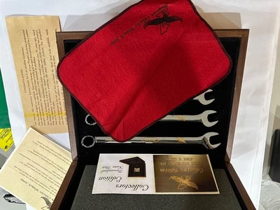 Snap-On 24kt. Gold Engraved Collector 5 Piece Wrench Set In Walnut Case +++++ A - Image 1 of 4