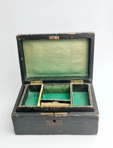 Antique Vintage Travelling Jewellery Box  NO KEY Silk/Velvet Interior  - Picture 1 of 9
