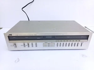 WORKING JVC T-40P AM FM QUARTZ SYNTHESIZER TUNER STEREO RADIO VINTAGE 120V ^ - Picture 1 of 5