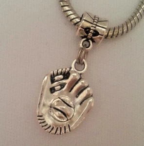 Guanto da baseball palla sport softball pendente ciondolo f bracciale europeo collo - Foto 1 di 4