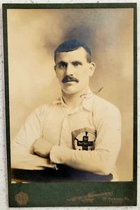 Vintage PHOTOGRAPH: FRED SMITH (Hunslet), portrait card by Wm Harrison, RARE! - Picture 1 of 2