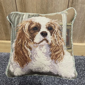 Vintage Wool Needlepoint King Charles Spaniel Dog Pillow 10" X 10" - Picture 1 of 6