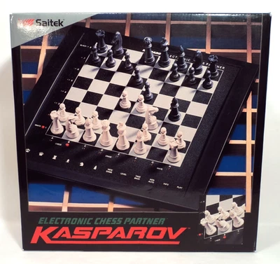 Juego de ajedrez portátil vintage 1990 SAITEK KASPAROV ELECTRONIC CHESS PARTNER PROBADO Foto 1 de 4