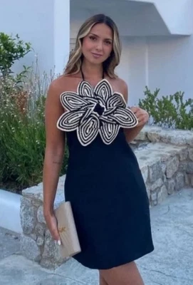 Zara limited edition flower black-and-white crocheted dress size small - Image 1 of 4