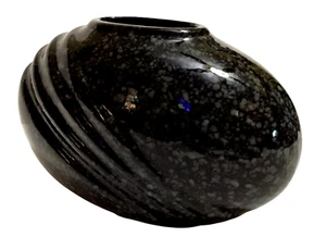 Vintage Art Deco Vase 1980s Black Oval Ribbed Ceramic Black Gray Speckled Ribbed - Picture 1 of 6
